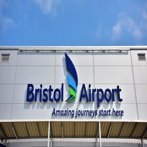 Taxi Stroud - Bristol Airport From £145.00*